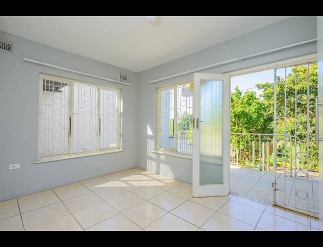 4 BEDROOM MAISONETTE TO LET IN RESERVOIR HILLS